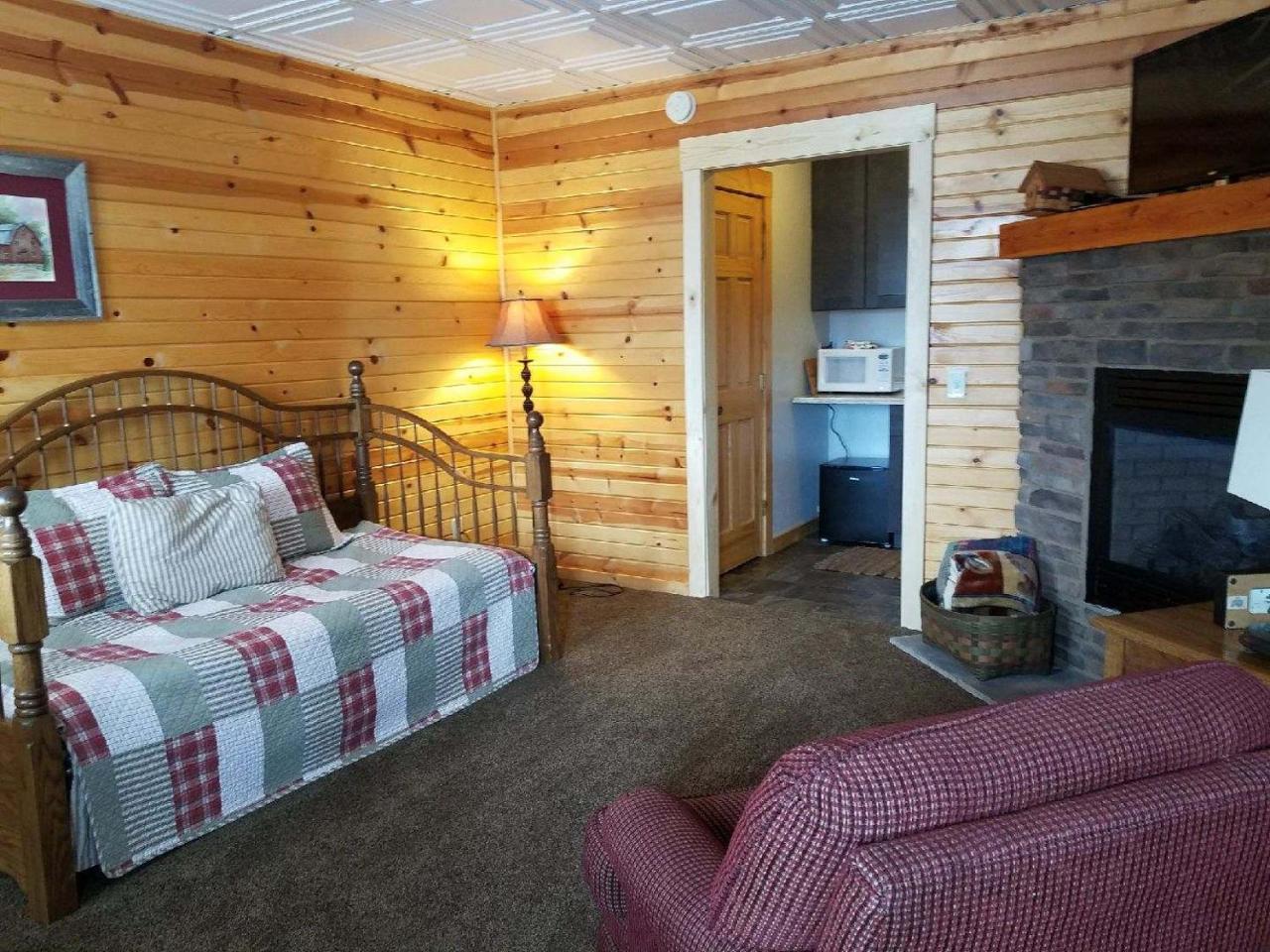 Amish Blessings Cabins ミラーズバーグ エクステリア 写真